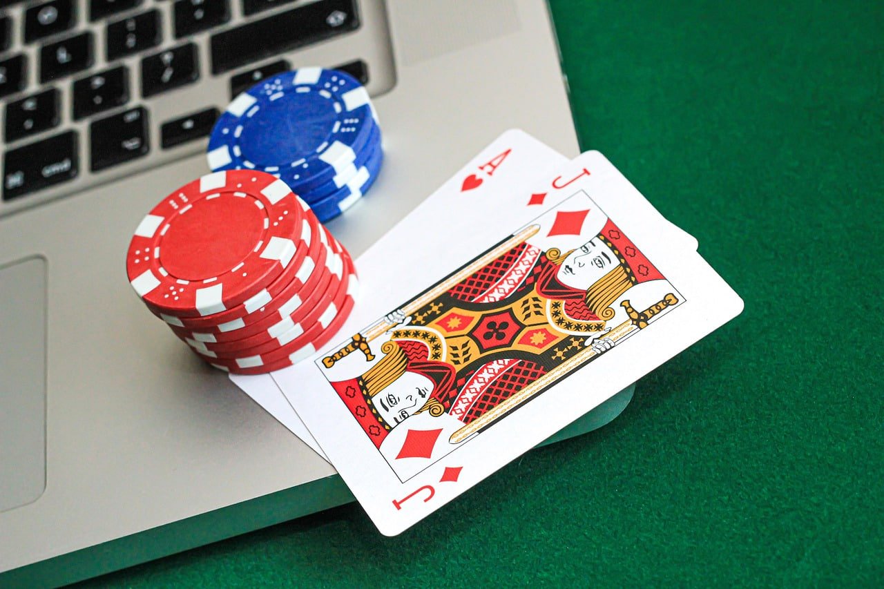 Live Blackjack ကစားနည်း mm123